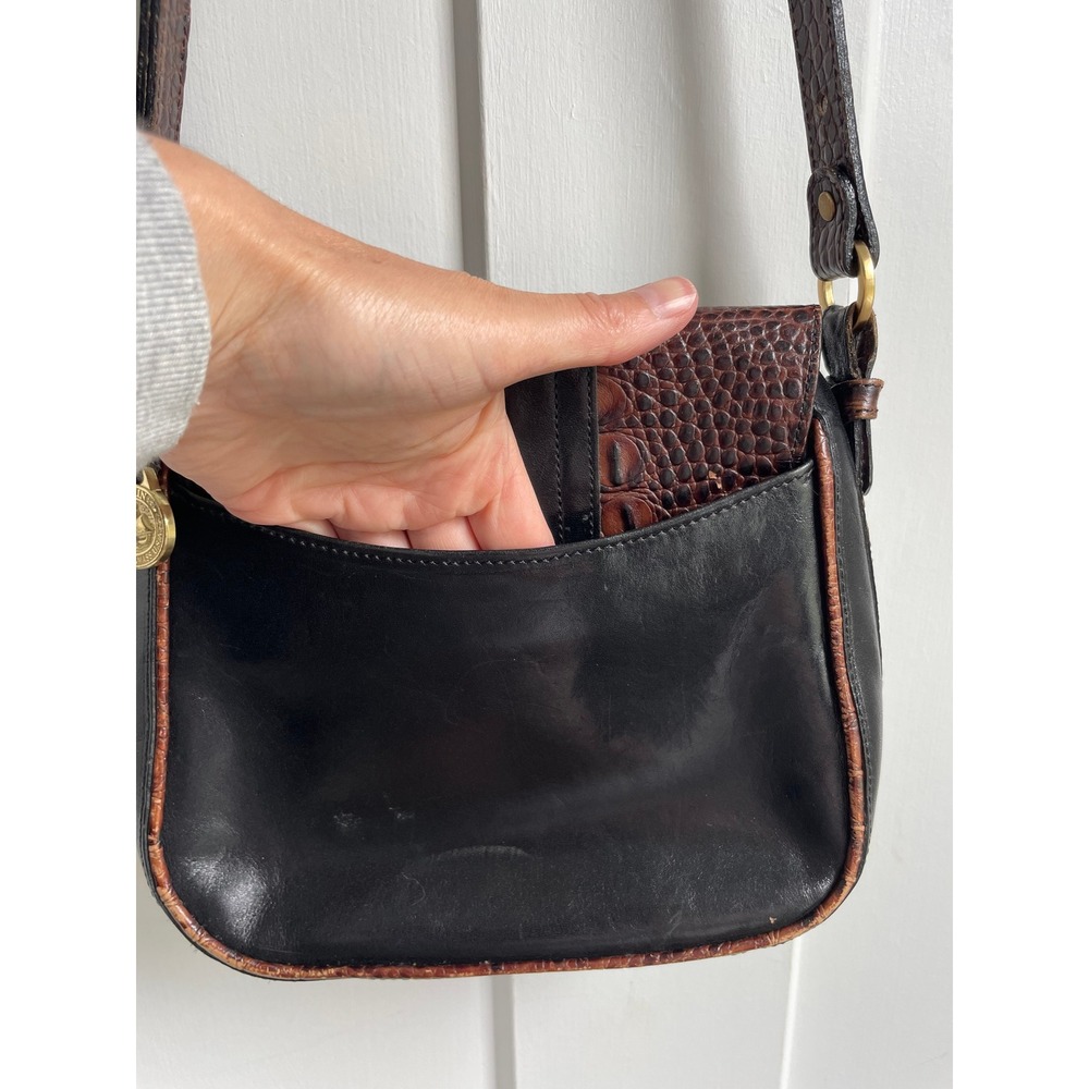 Vintage Brahmin Fairhaven Mass USA Black Brown Croc Embossed Leather Crossbody - Picture 8 of 11